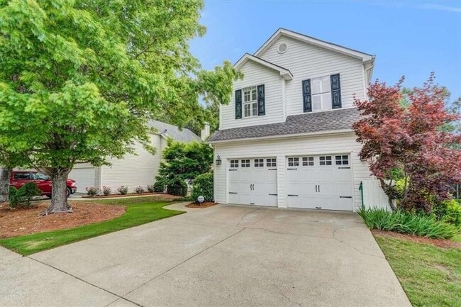 Building Photo - 142 Stoneforest Dr