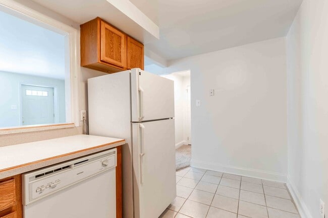 Building Photo - Private 1 Bedroom 1 Bathroom Condo in Cide...