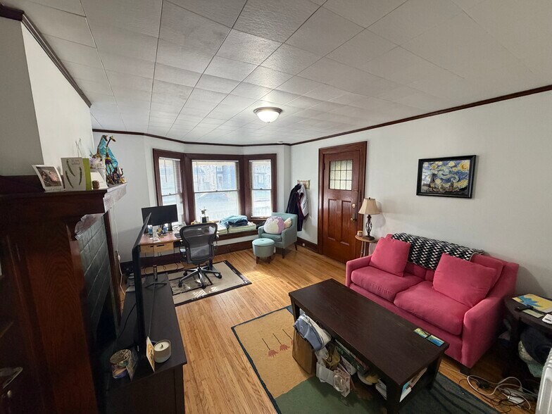 Building Photo - 315 Meigs St