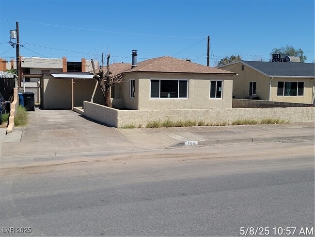 Primary Photo - 148 W Victory Rd