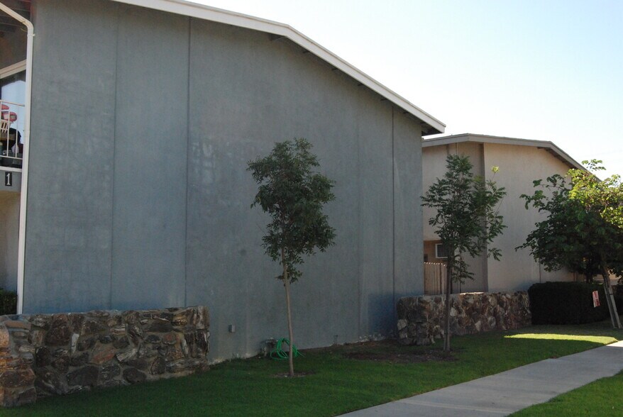 Building Photo - 621 S Shelton St