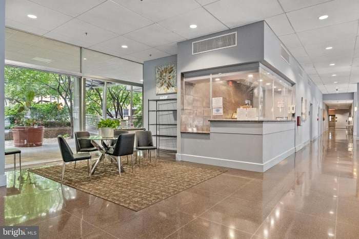 Building Photo - 355 I St SW