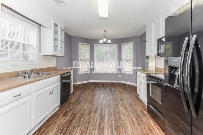 Building Photo - 339 Peachtree Cir