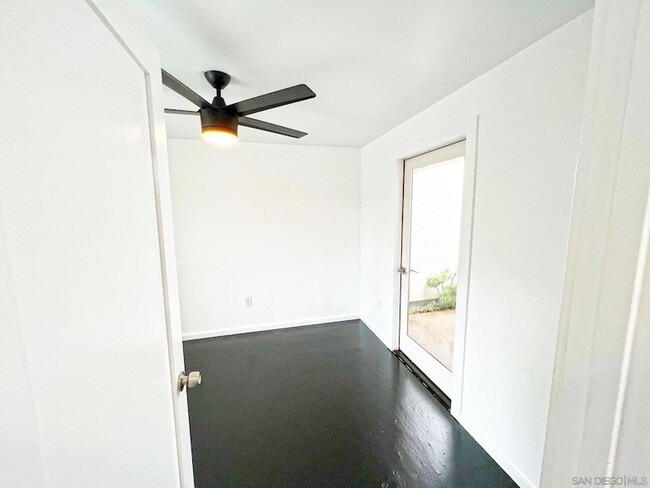 Building Photo - 1620 Hygeia Ave