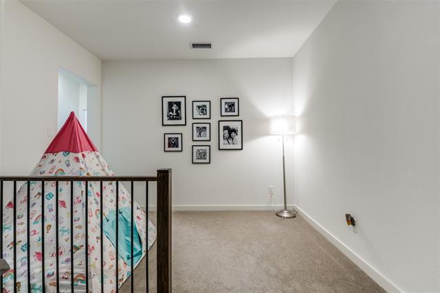 Building Photo - 2760 Starburst Dr