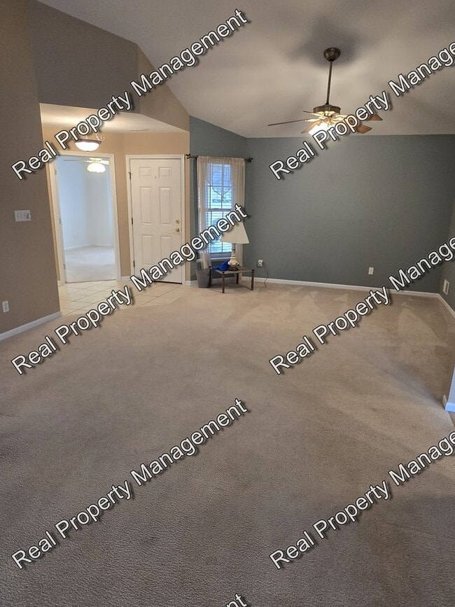 Building Photo - Maintenance Free Two Bedroom Townhome