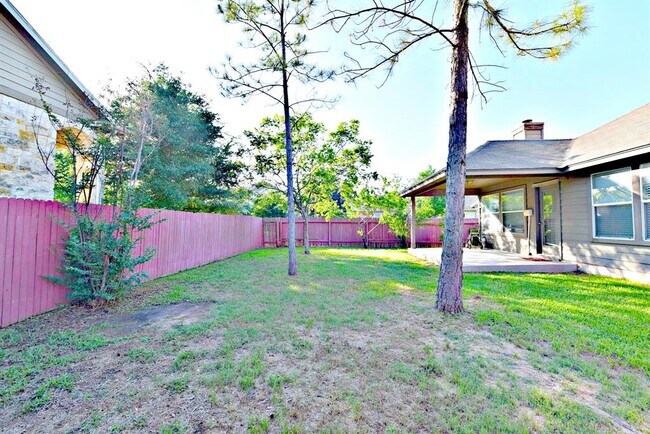 Building Photo - 11120 Old Quarry Rd