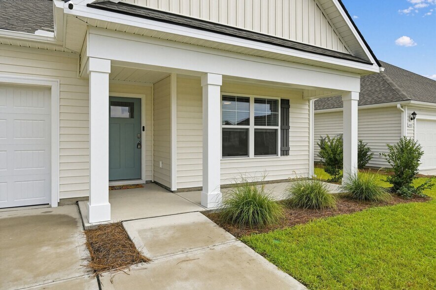 Building Photo - 4397 East Coast Ln