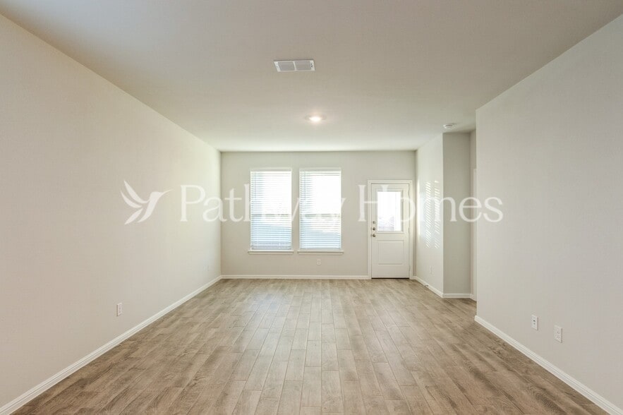 Building Photo - 9708 Olanta Trl