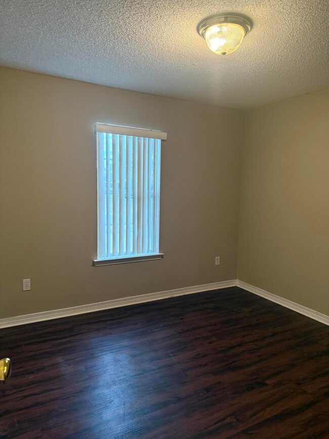 Building Photo - 2369 Andorra St