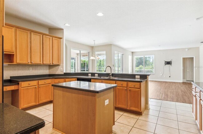 Building Photo - 10222 Arbor Side Dr