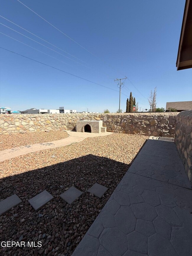 Building Photo - 732 Desert Sage Dr