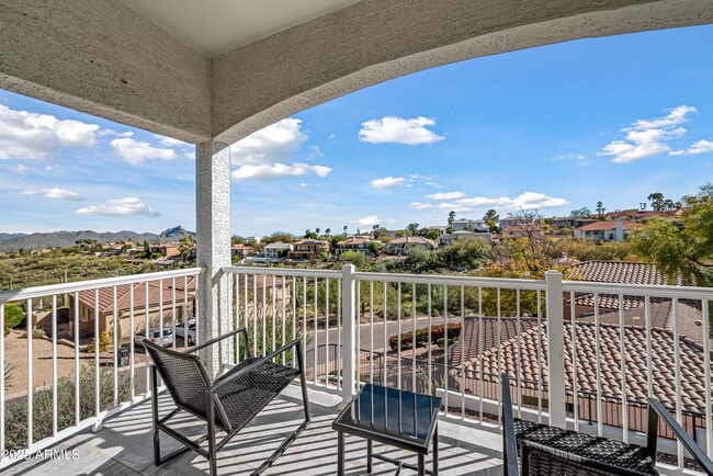 Building Photo - 15831 E Thistle Dr