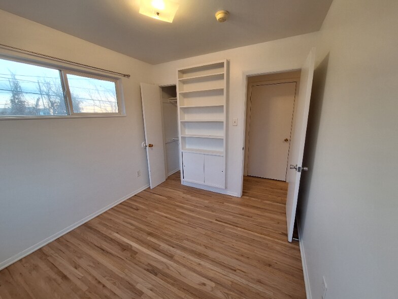 Building Photo - 2172 Reed Dr