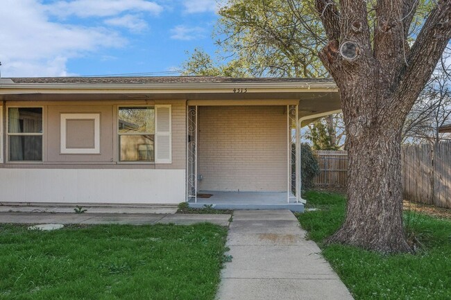 Building Photo - 4313 Bonnie Dr