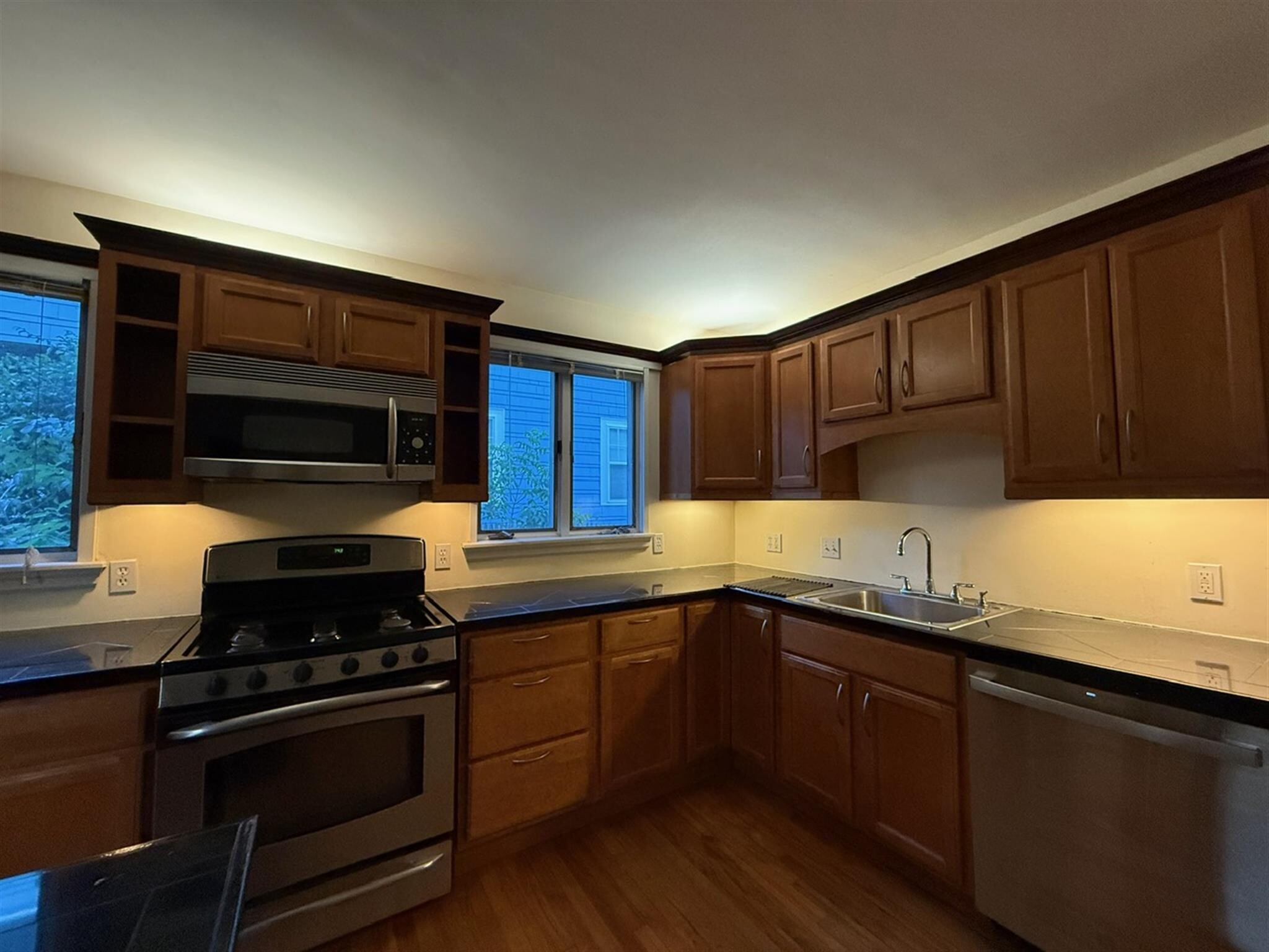 Building Photo - 67 Fairfax St