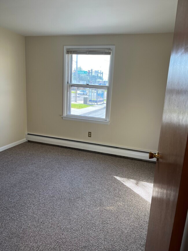 2564 Elmwood Ave 2564 Elmwood Ave Kenmore NY 14217 Apartment Finder