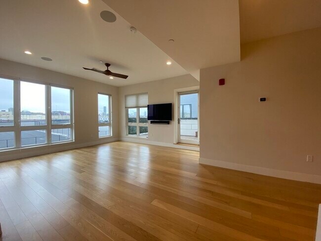 Building Photo - 488 Dorchester Ave