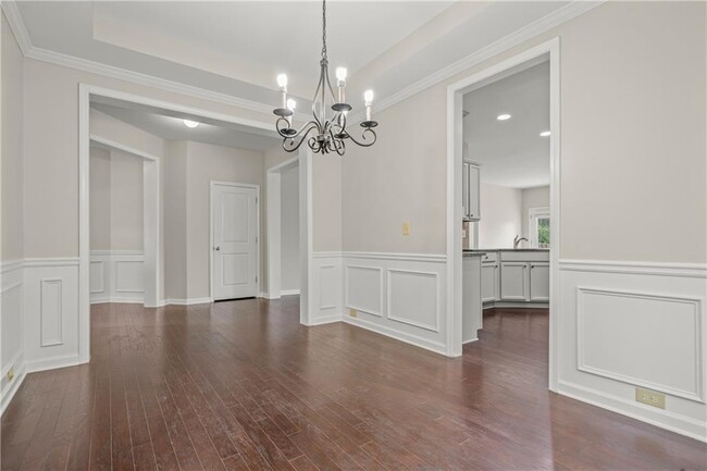 Building Photo - 4940 Breezewood Cir