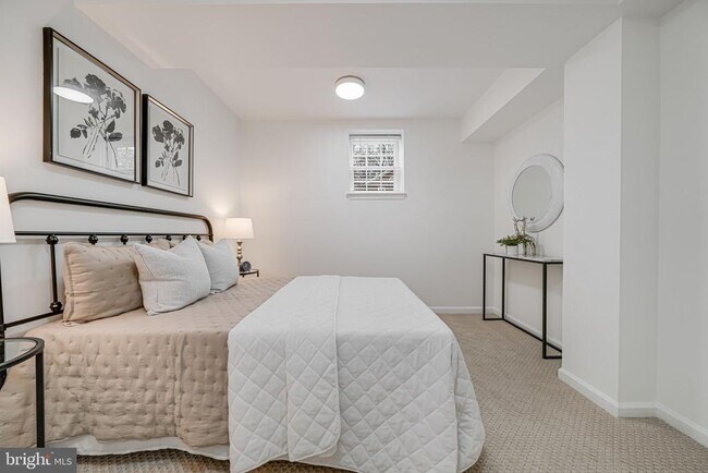 Building Photo - 3701 39th St NW