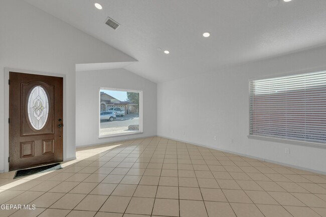 Building Photo - 12077 Castle Keep Cir