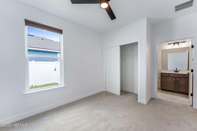 Building Photo - 12452 Royal Red Wy