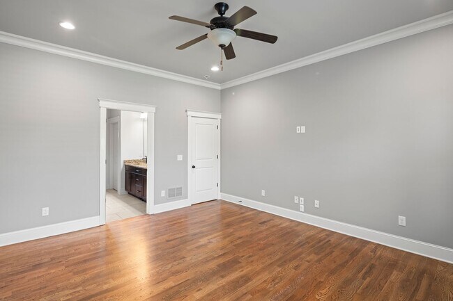 Building Photo - High-End Home on One Level - Beautiful Fletcher Neighborhood