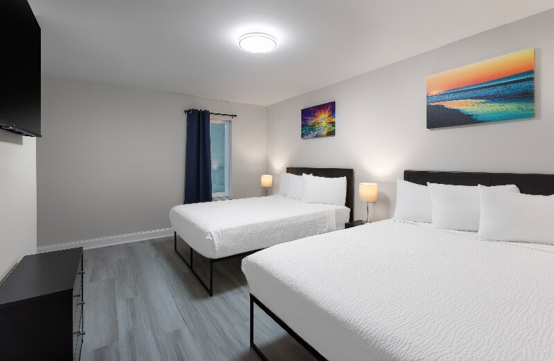 Building Photo - 700 N Ocean Blvd