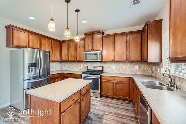 Building Photo - 4 br, 2.5 bath House - 188 Longwood Crossi...