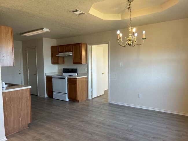 Building Photo - 2303 Gallop Dr