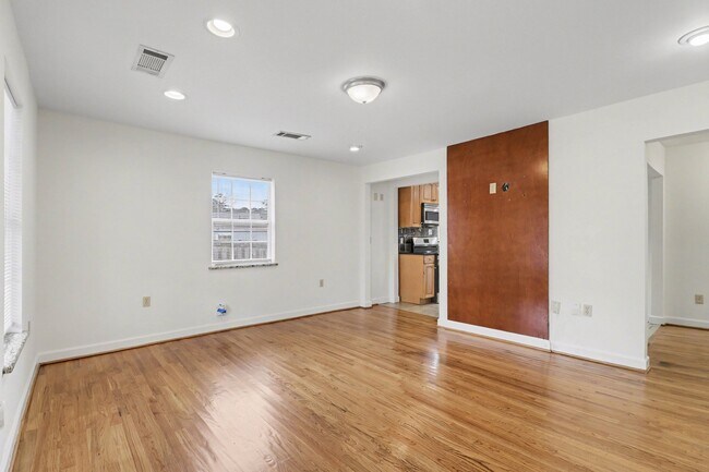 Building Photo - 3036 Peeler Rd