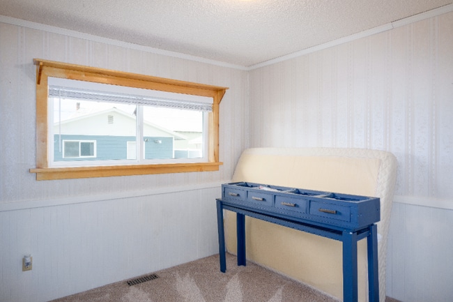 Building Photo - 308 Dakota Ave