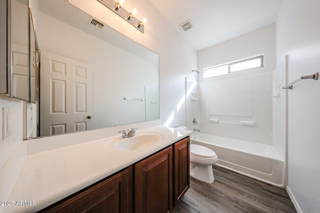 Building Photo - 5318 W Maldonado Rd