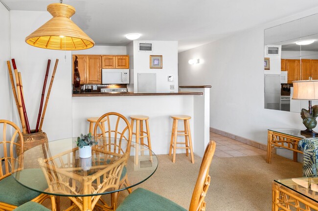 Building Photo - BeachFront Furnished Condo at Sugar Beach Resort, 1 Bed / 1 Bath with Ocean Views!