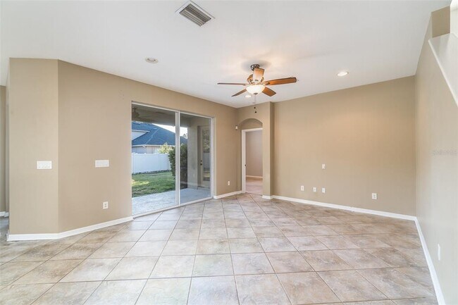 Building Photo - 21745 Garden Walk Loop