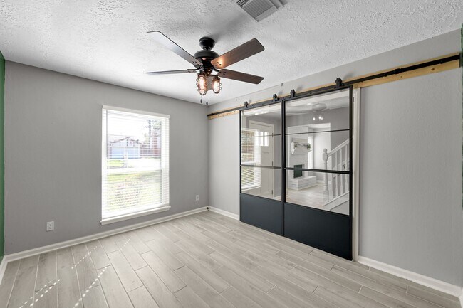 Building Photo - 8226 Autumn Willow Dr