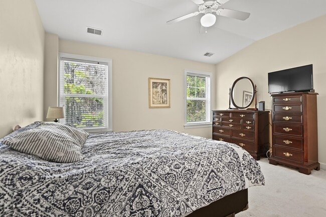 Building Photo - 3648 Billings St