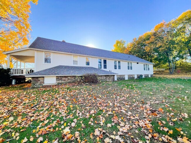Interior Photo - 200 Cook Hill Rd
