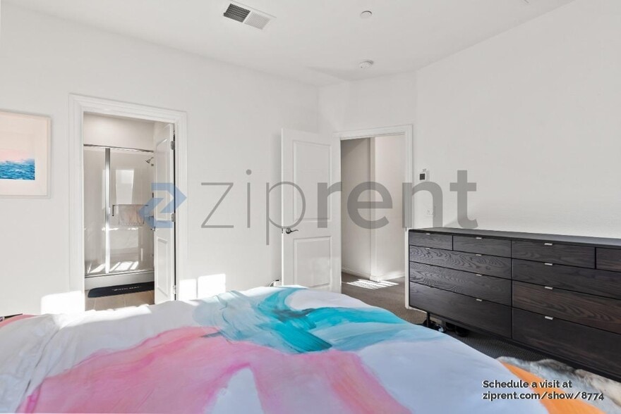 Building Photo - 641 Toby Ct