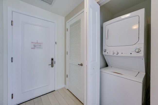 Building Photo - 1780 Polk St