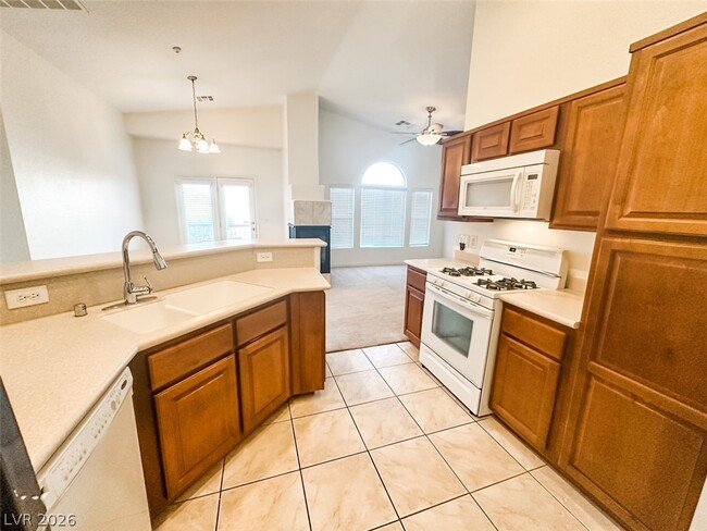Building Photo - 7025 Knob Creek St