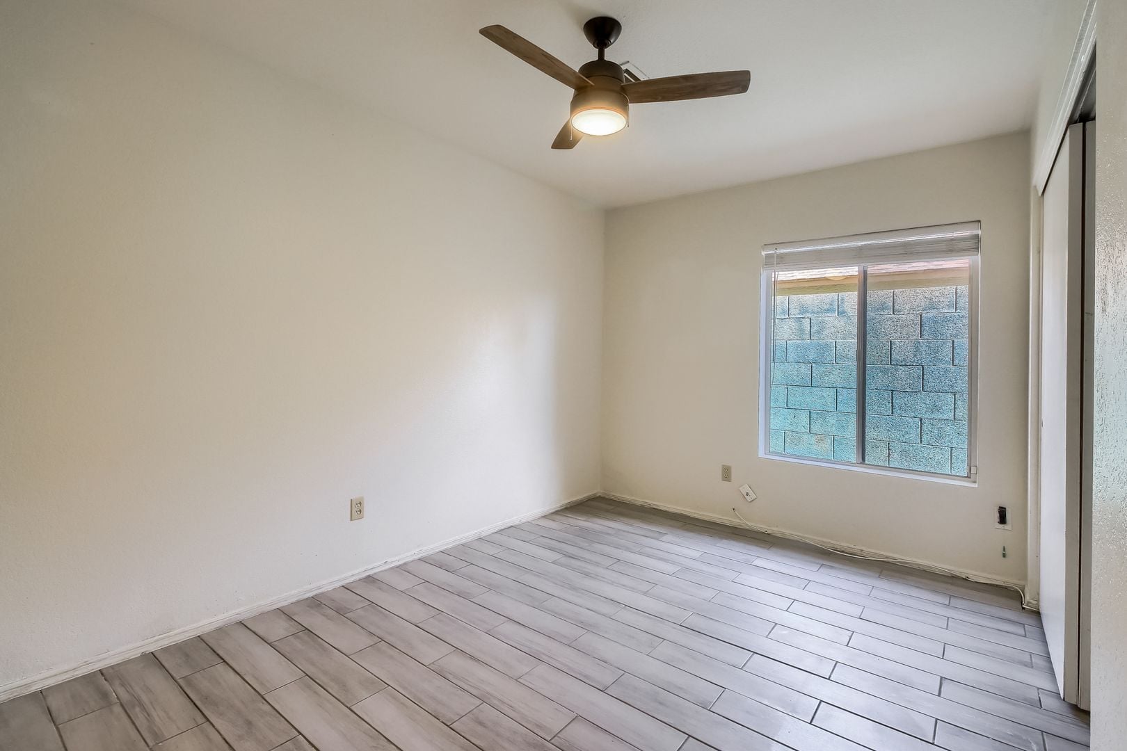 Building Photo - 18202 N 19th St