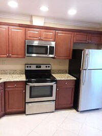 Building Photo - 157 Concordia Cir