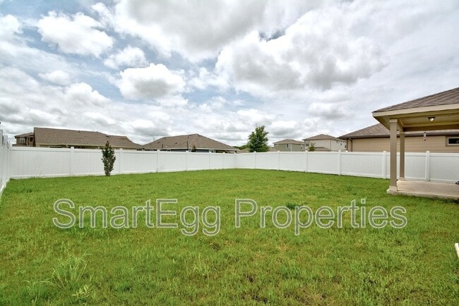 Building Photo - 18313 Cuyahoga Dr