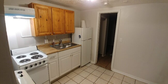 Building Photo - 3255 Ogden Ave