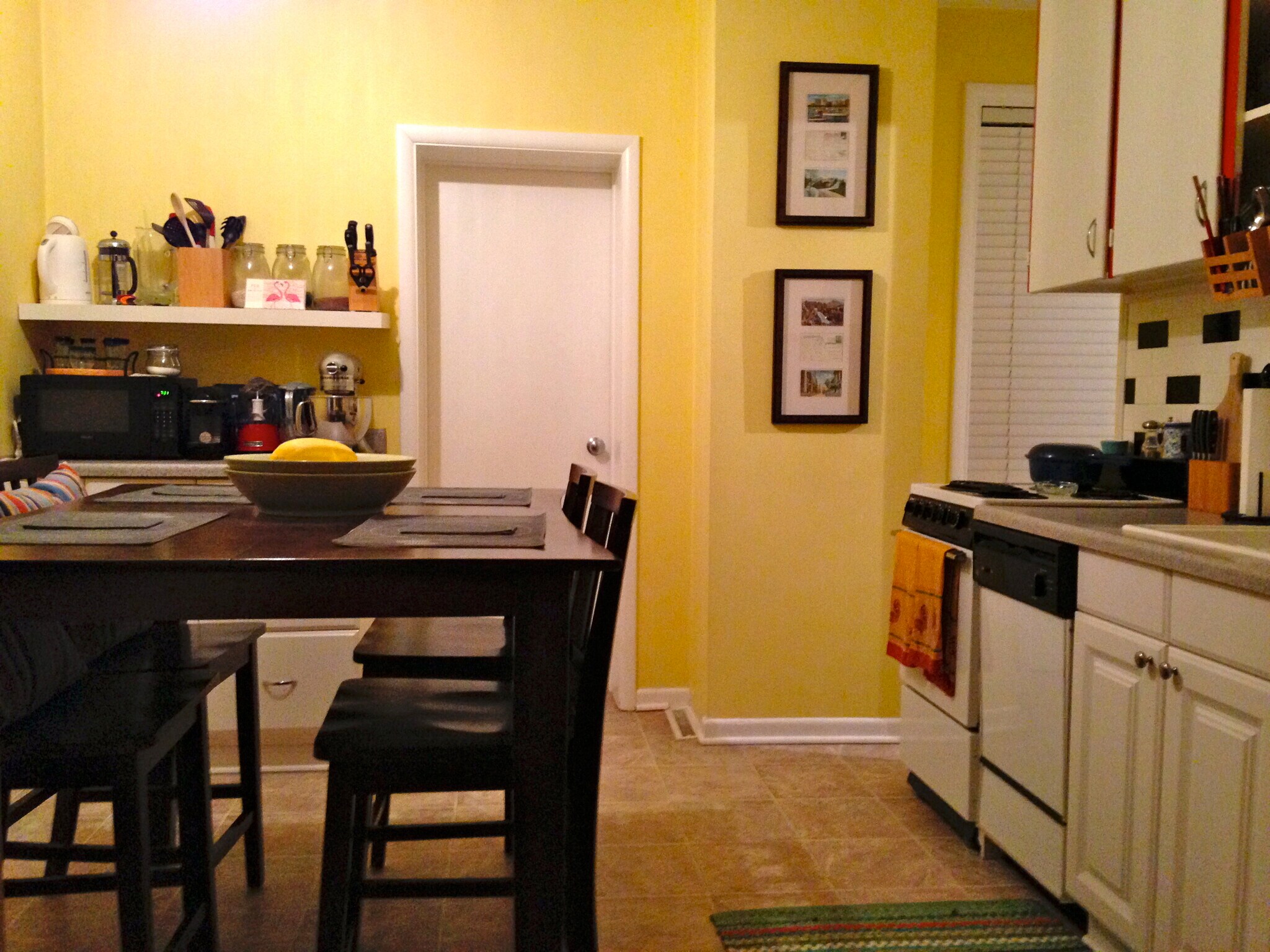 Building Photo - 431 3rd St