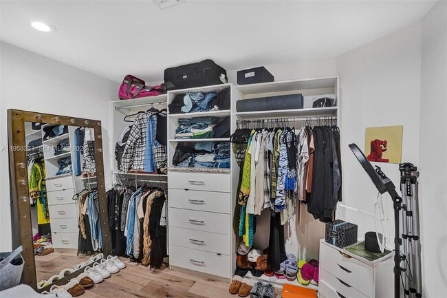 Building Photo - 306 Egret Ln