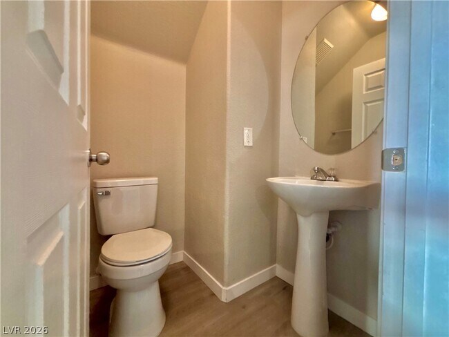 Building Photo - 7432 Decoro St