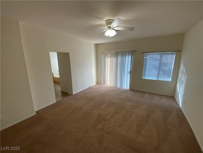 Building Photo - 330 John Henry Dr