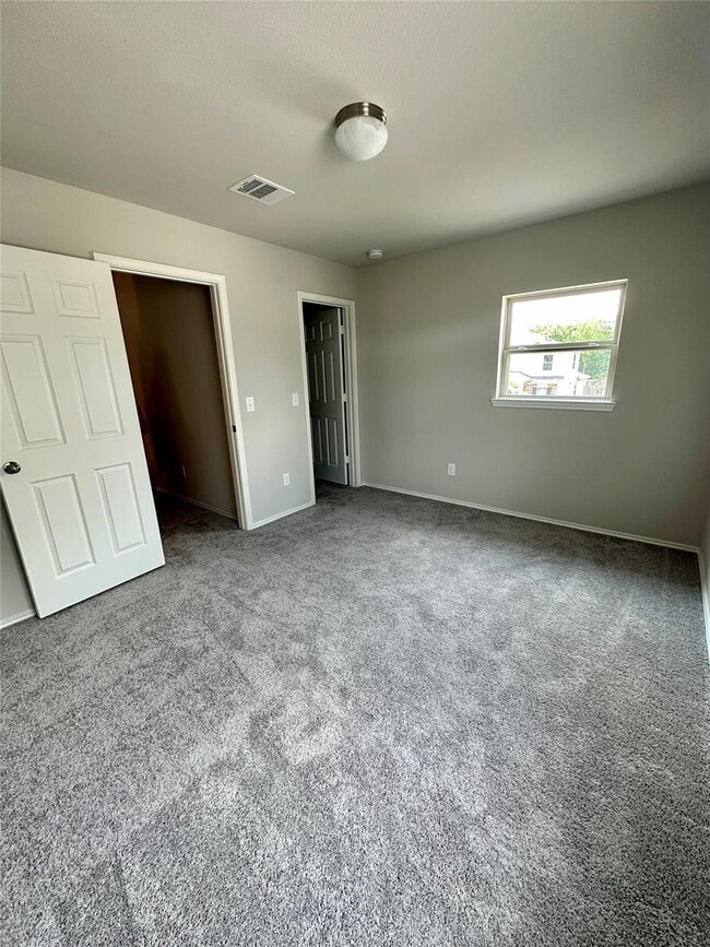 Building Photo - 4231 Tulip Oak Dr